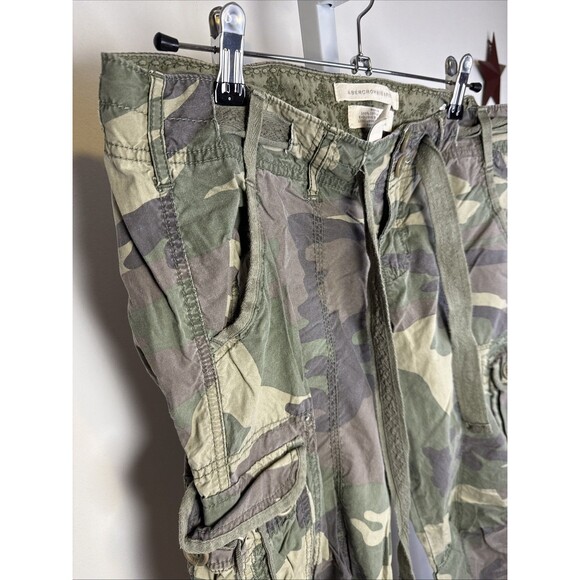 VTG Y2K Abercrombie & Fitch Low Rise Camo Cargo Capri Pants Womens M Paratrooper - Picture 7 of 9
